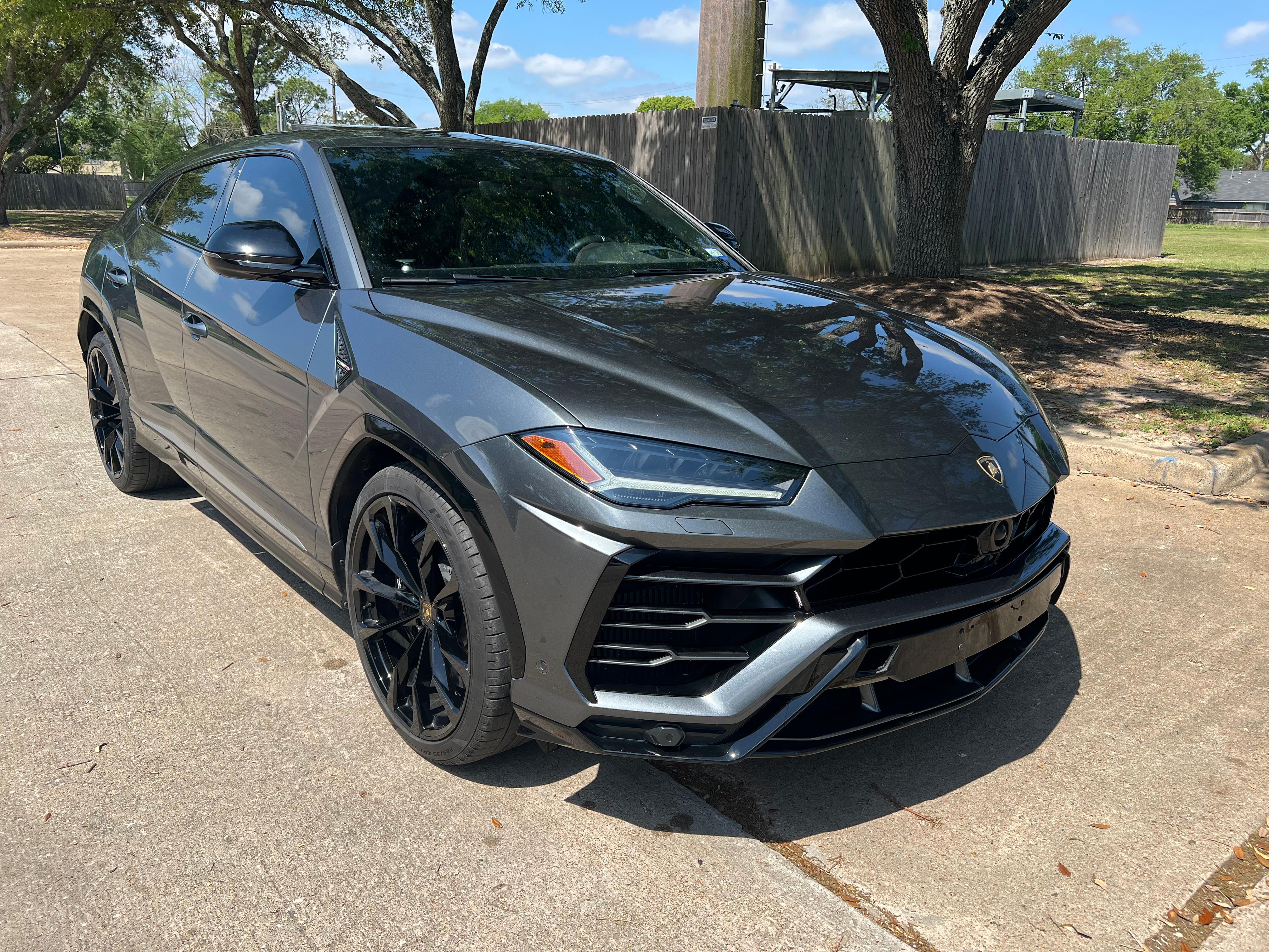 2019 Lamborghini Urus